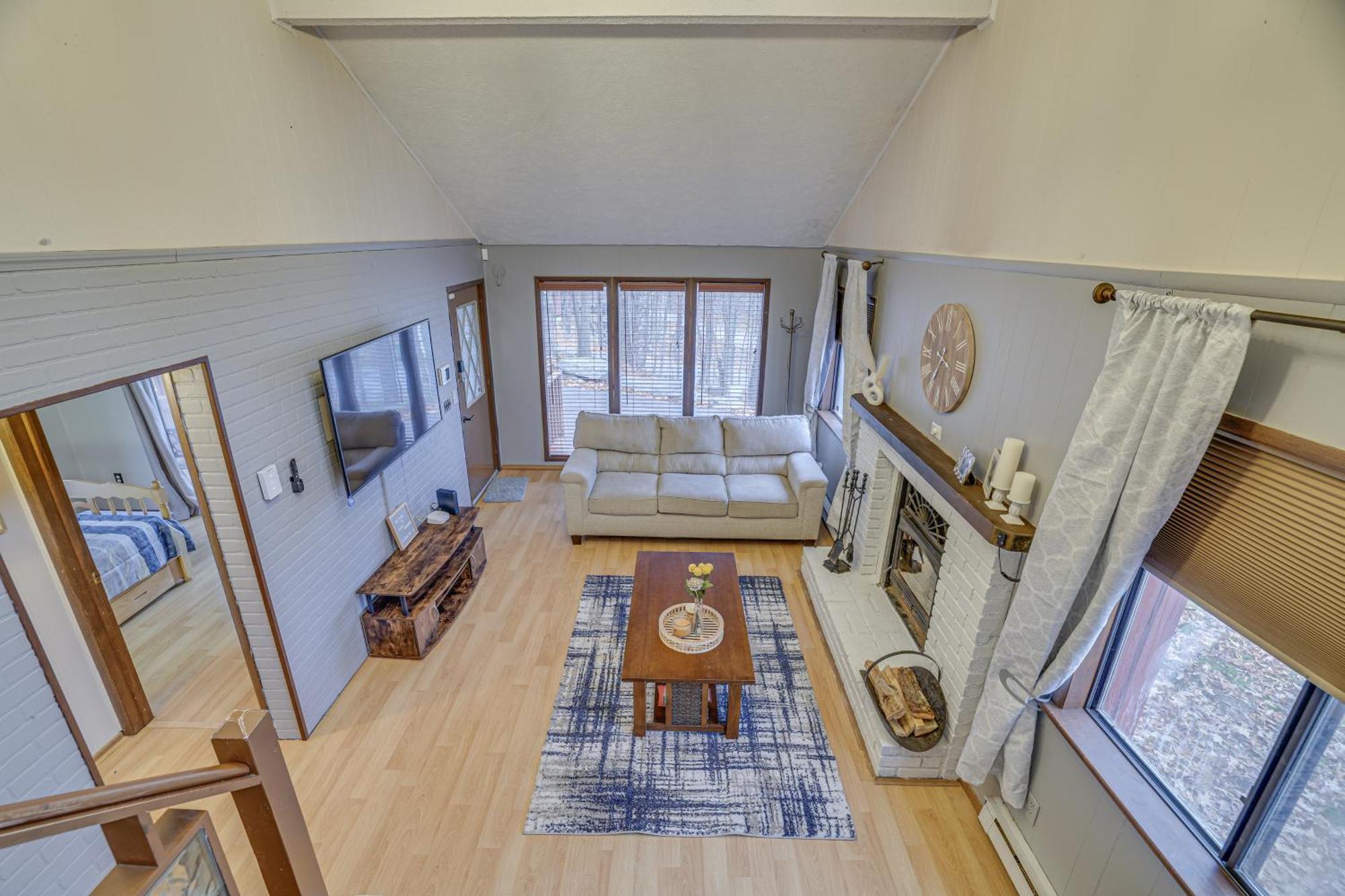 Poconos Family Home - Near Falls With Resort Perks! Bushkill Exterior photo
